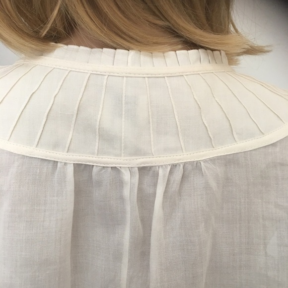 NWT Armani collezioni ivory/sleeveless top size 10 - Picture 9 of 15